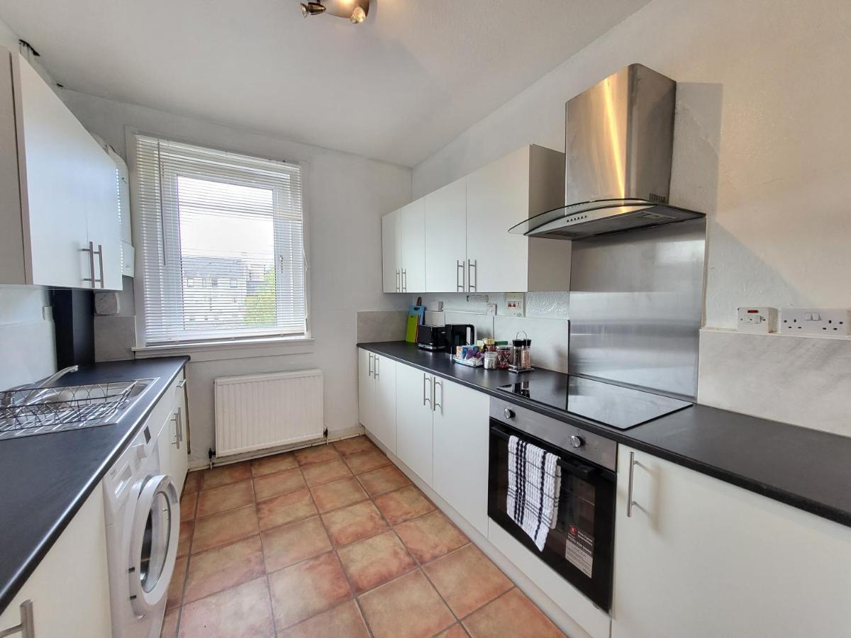 4 Bedrooms Apartment By Sensational Stay Short Lets & Serviced Accommodation EDI Buitenkant foto
