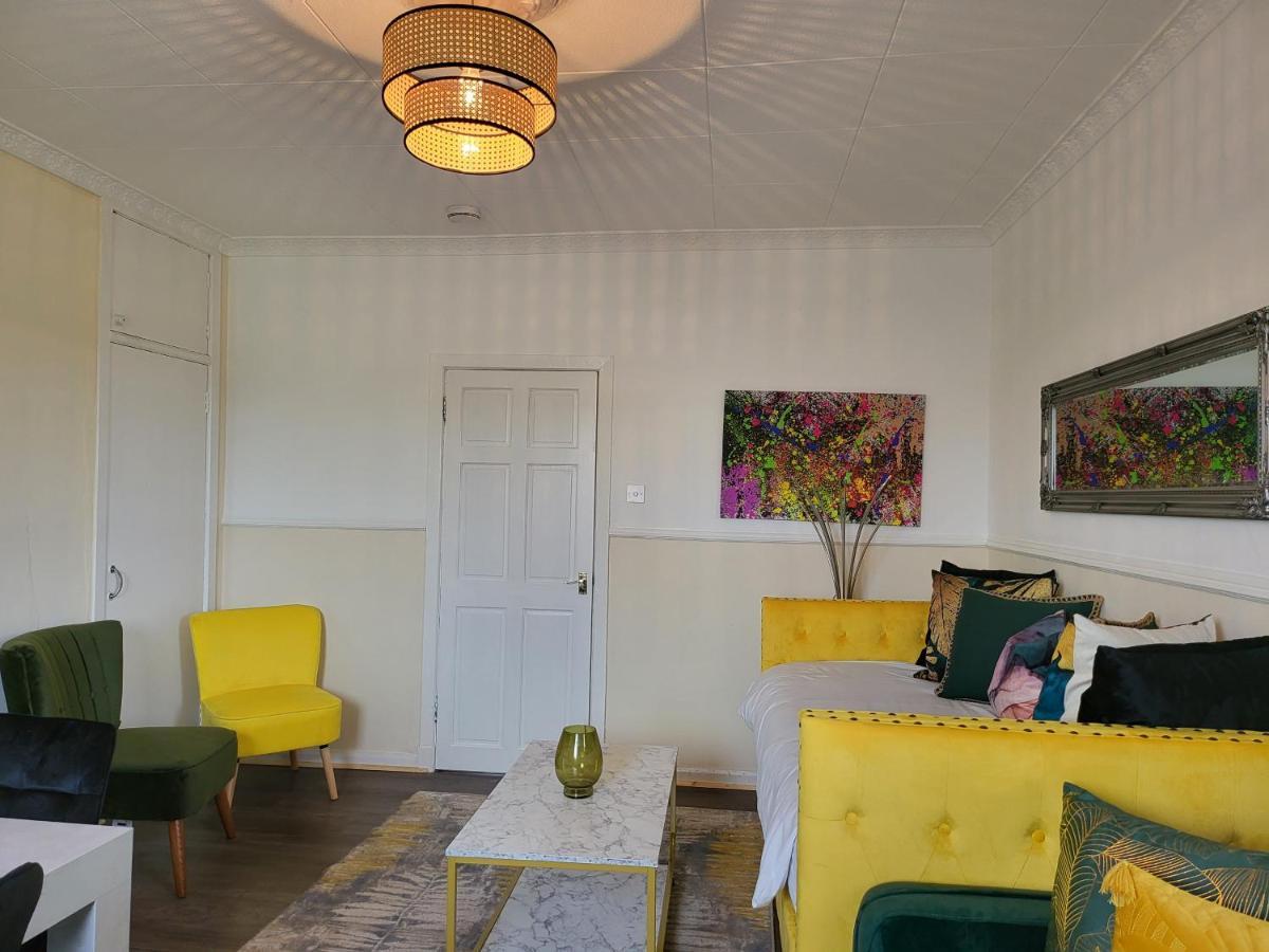 4 Bedrooms Apartment By Sensational Stay Short Lets & Serviced Accommodation EDI Buitenkant foto