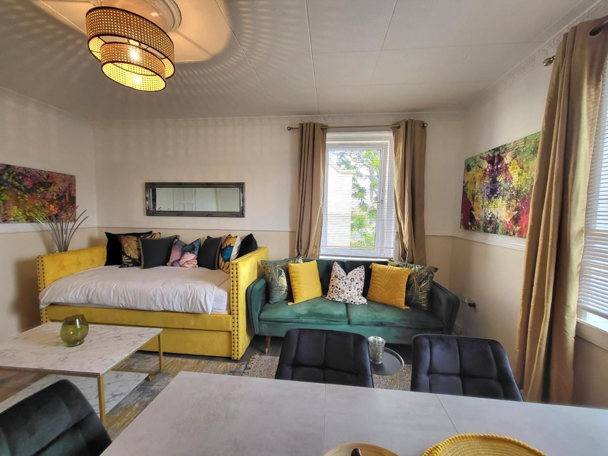 4 Bedrooms Apartment By Sensational Stay Short Lets & Serviced Accommodation EDI Buitenkant foto