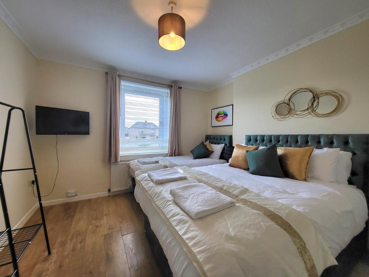 4 Bedrooms Apartment By Sensational Stay Short Lets & Serviced Accommodation EDI Buitenkant foto