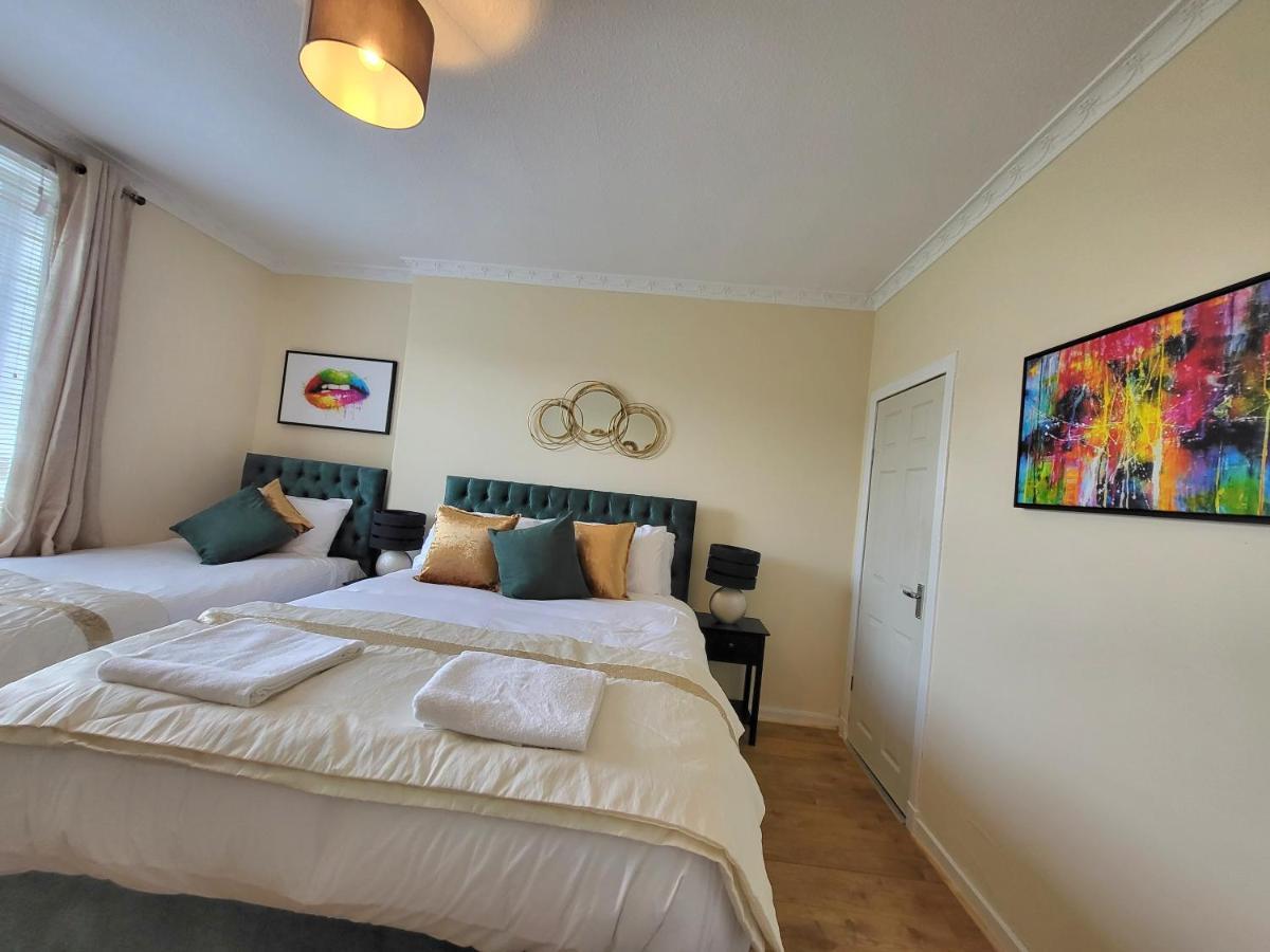 4 Bedrooms Apartment By Sensational Stay Short Lets & Serviced Accommodation EDI Buitenkant foto