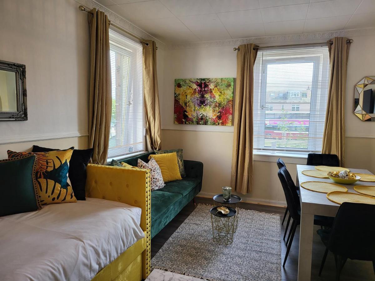 4 Bedrooms Apartment By Sensational Stay Short Lets & Serviced Accommodation EDI Buitenkant foto