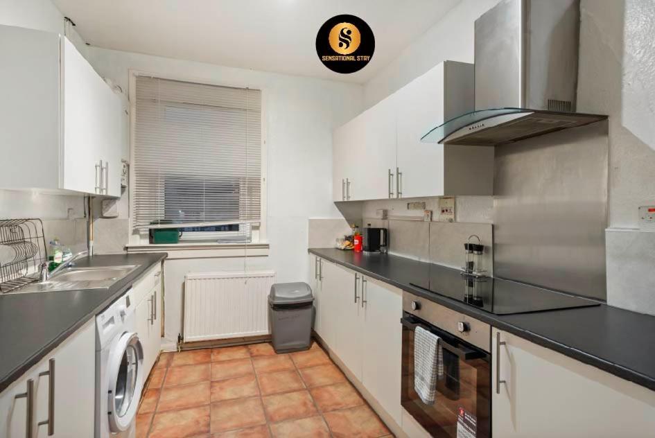 4 Bedrooms Apartment By Sensational Stay Short Lets & Serviced Accommodation EDI Buitenkant foto