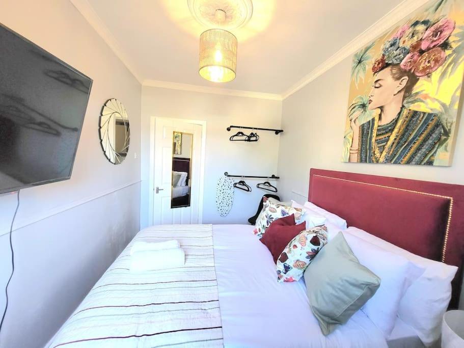 4 Bedrooms Apartment By Sensational Stay Short Lets & Serviced Accommodation EDI Buitenkant foto